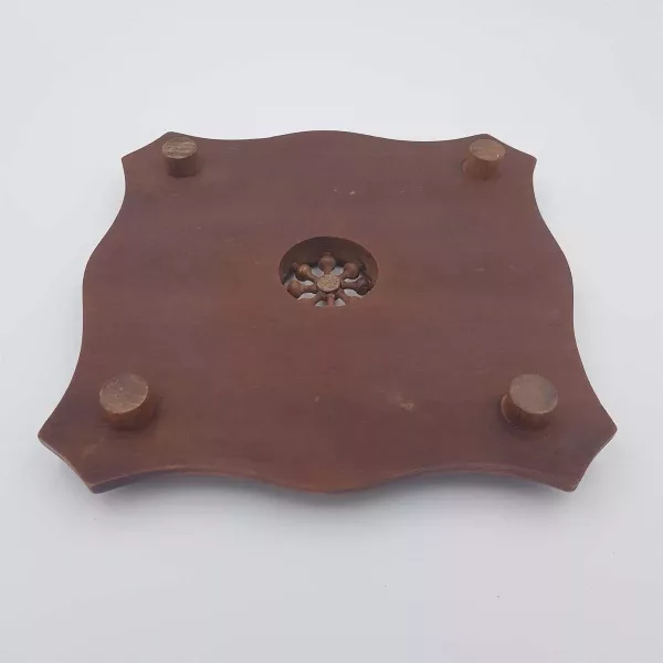 Wood trivet Engraved Central medallion France 1950s - Image 10