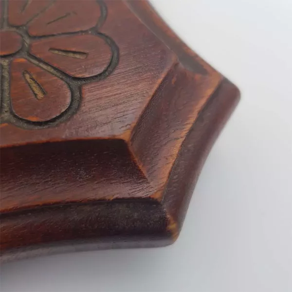Wood trivet Engraved Central medallion France 1950s - Image 7