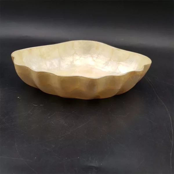 Mother-of-pearl aperitive set 3 bowls + 8 coasters - Image 4