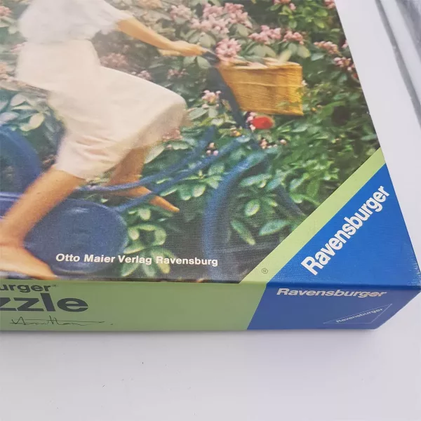 Rare Puzzle 1500pcs "Girl on a bicycle" by David Hamilton (1977) - Image 6