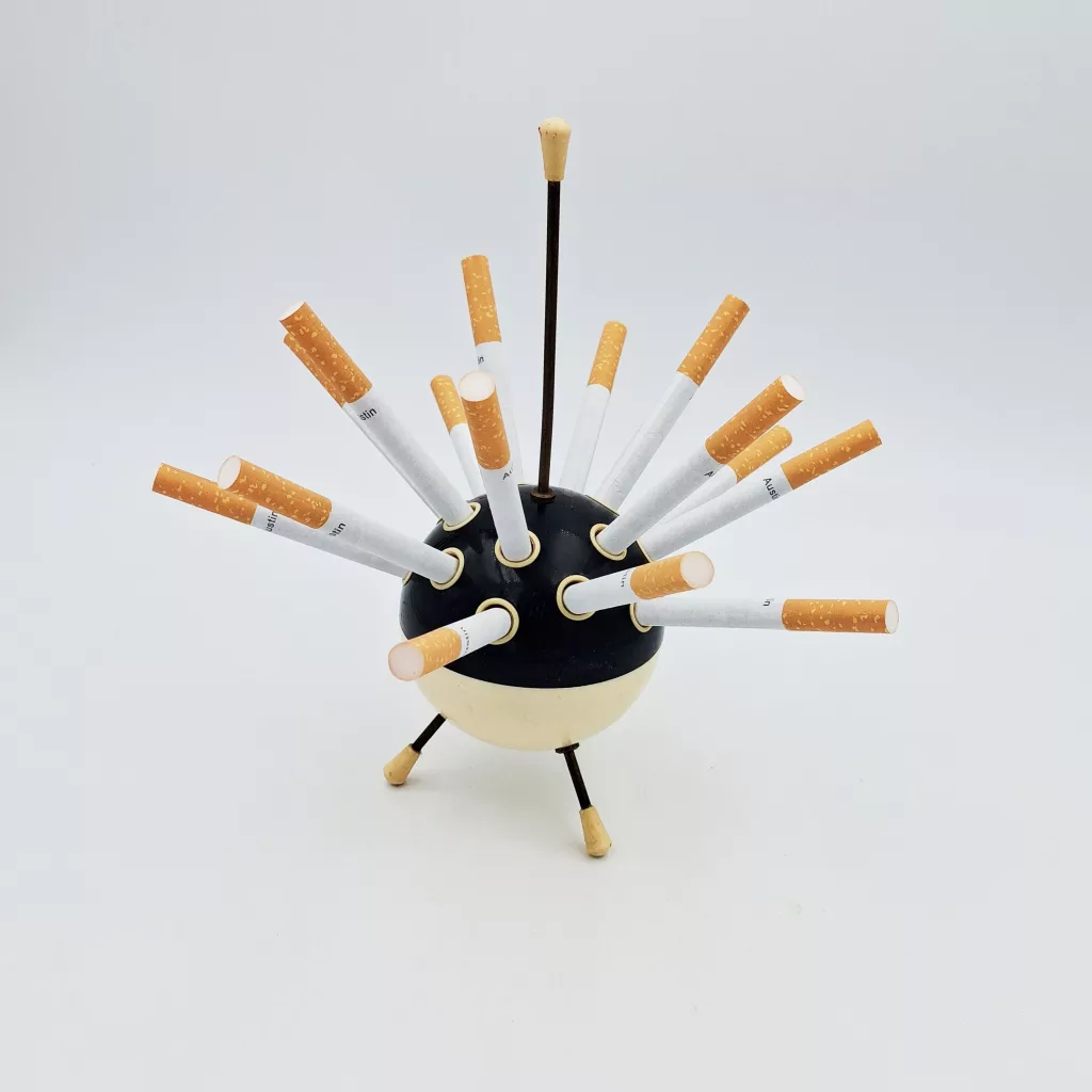 Vintage cigarettes dispenser Sputnik black & white